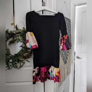 Gorgeous Bebe boho dress medium black w silk trim floral sleeve